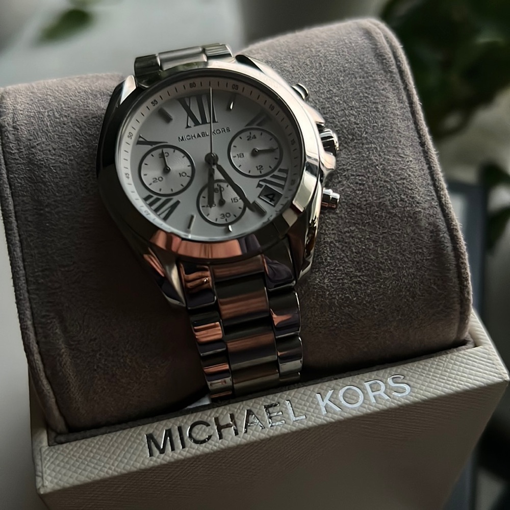 Silver micheal kors watch never worn